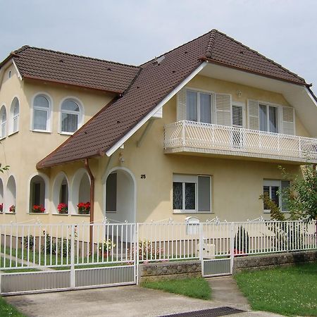 Susanne Apartman Balatonboglár Quarto foto