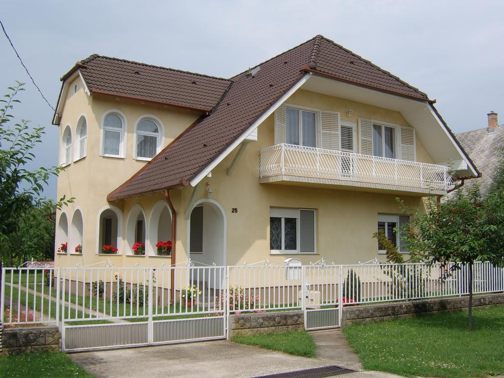 Susanne Apartman Balatonboglár Quarto foto